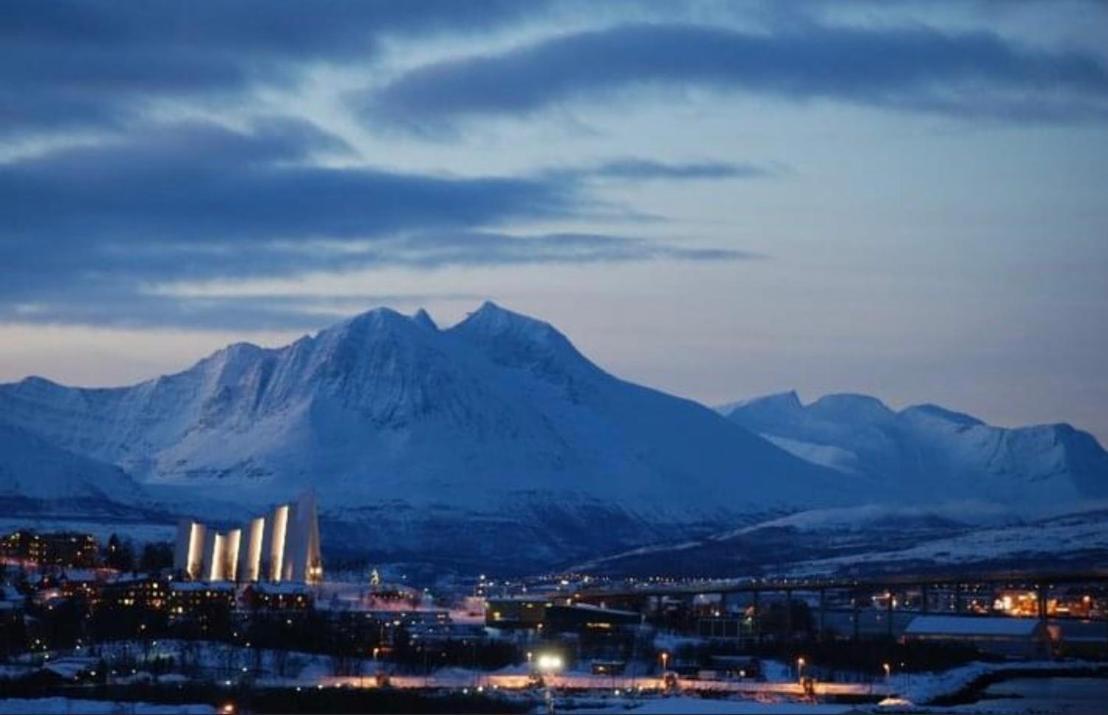 Apartament Polar Arctic View - Free Parking! Tromsø Zewnętrze zdjęcie